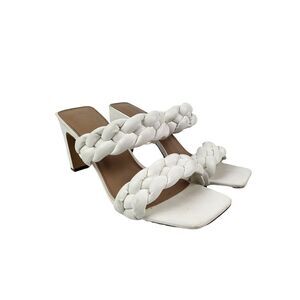 BCBGENERATION Women's Finaa‎ Sandals - Size 8